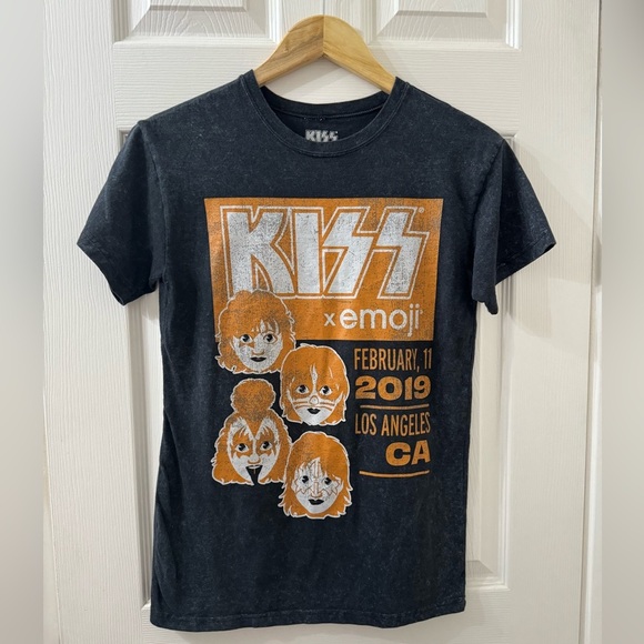 KISS Emoji Band Cartoon Avatar Graphic Concert Tee - Los Angeles - Small - Picture 1 of 7